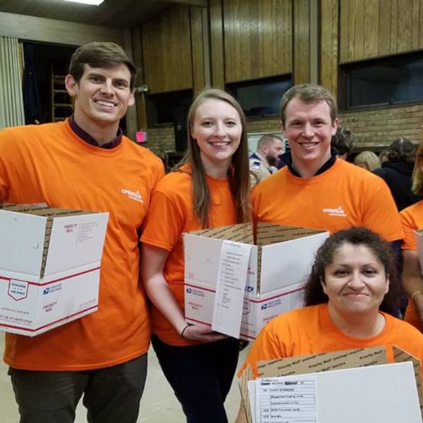 Ontellus_Chicago_Holiday_Giving